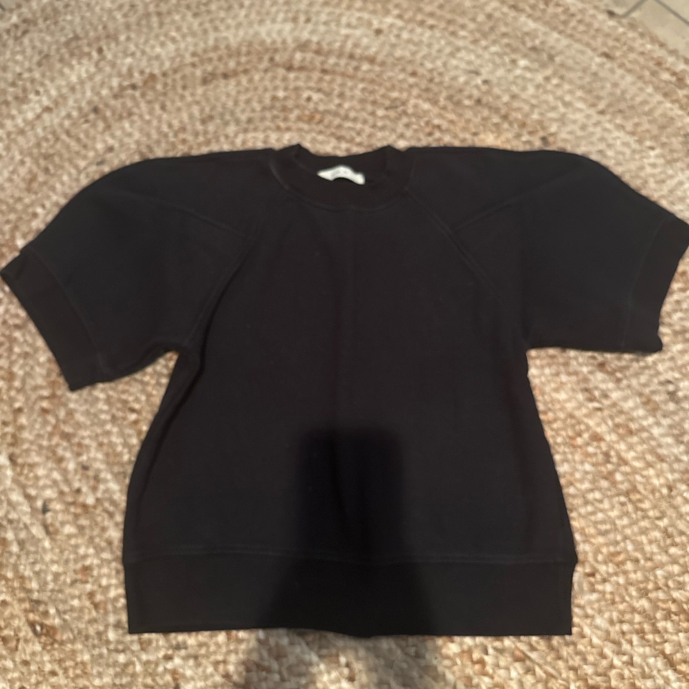 OVERSIZED SWEATER TOP